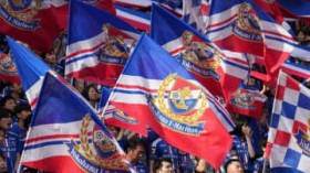 ���lFM�g�b�v�`�[�����i�O�ɊC�O�ڐЁH�g��196cm�V�j���[���ɓ������I