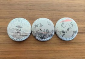 �����i�̊ʃo�b�W�쐻�@���ʓW�J�Ò��̍����s���j���p��