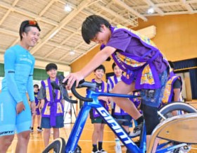 �����烍�[�h�o�C�N�ɋ����ÁX ��{���w���Łu�V�}�m���[�V���O�v�̑I���ƌ� ���h�n�̉���E�{������3�x�ڂ̊w���K��