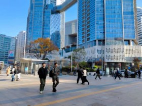 �؍��ő呲�ȏ�́u���w�𒷊����Ǝҁv���������؍��l�b�g�u��w���o�Ă��s�����Ђ��Ȃ��v