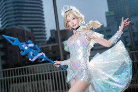 �y�R�X�v���z���߂��ߑ������{�f�B��������������I�w��ܐl�i�x�O���C�X�́u�S�����̐l���v�̌��z�I�Ȕ������ɂ����Ƃ�y�ʐ^8���z