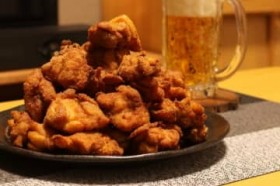 �H�������n�����܂�闝�R�𓖎��҂̃��C�^�[���l����@��e�́u�j�̎q�Ȃ񂾂��炽������H�ׂȁv�Ɍ����H