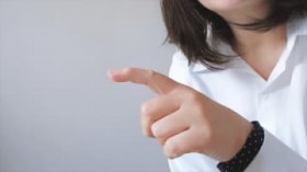 �u����?���̊��o�ł́A����͂Ȃ��i�΁j�v ���ʂ�ے肵�Ă�����i���ꊅ�������� �u�}�ɐÂ��ɂȂ�A�߂��Ⴍ����ӂ��Ă����v