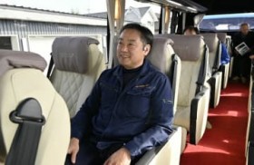 �V���Ȋό��o�X�A����S�n�́H�@�X�y�[�V�AX�j�b�R�E�N���[�U�[���w��@�����s�Ɠ������