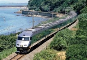 ��s���}�u�h���[���΂߁v21�N�Ԃ�ɓ��ʉ^�s�ց@�����̎����������A��F����񂶓S���̘H���ɏ�����@12��19�A20��