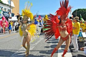 �R�U�Q�[�g�ʂ肪�Ղ��F �F�N�₩�Ȉߑ��Ń_���X�≹�y��I ���ꍑ�ۃJ�[�j�o���Ńp���[�h ����s