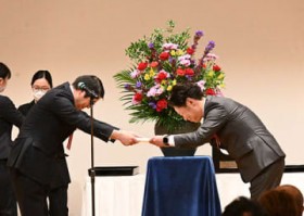 ��ƕW�����߂����āu���ȏ��v���쐬������Ƃ��܂Ɂ@�����s�E������Ƃ̋Z�\�l�ވ琬��