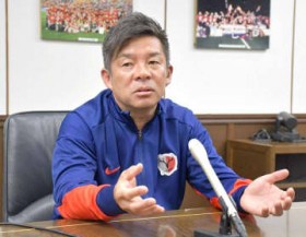 J1�����@����V�֏W���@�S�؊ēu1�N�̏W�听�v�@6���A���lM��