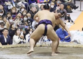 ���ˊC�ւɑ傫�Ȑ����I�@2�N�Ԃ�~���ƍ����ۏꏊ�A��˂���i�呺�o�g�j���|��莮