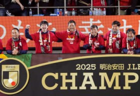 �����A�폟�R�c������OB���W�@�W�[�R����u�������`���鑶�݁v