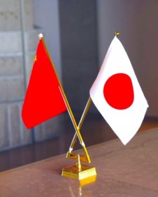 �����֌W�ْ̋��̓A�j���ɉe������H�����l�b�g�u�|�p�ɍ����Ȃ��v�u���͌o�ςɃ}�C�i�X�Ȃ��Ƃ��Ȃ��v