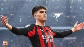 �A�[�Z�i���̓~������19��DF�l���ɖ����H�V���ȕ����̑Ō���