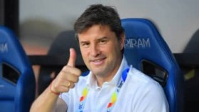 �����C�\���A���J���h�E���h���Q�X�ēd���ޔC�HJ1�D�G�ē܂̖�����ACLE��J�N���u�Ƒΐ킩