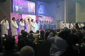 �{�[�g���[�X�̏܋������́H ���N�Ō�̔M�킪�呺�ŊJ���@�n�����肩��R���^��q�I�肪�o��