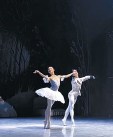 �`�F�R����A2�N�Ŏ���@����o�g�E?�Rꣂ���@�����o���G�c�@�����̔���u���̂悤�v