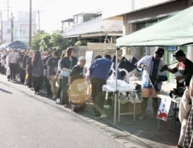 �\�f�C�J�E�C�Ԃǂ��̖����z�z�ɒ��ւ̗� ���ʂȕ��䉉���� �������E�ӓy����ʂ�܂�