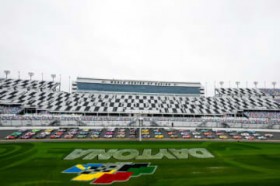 2026�N�f�C�g�i24���Ԃ̃G���g���[��1�䌸�̌v60��ɁB�����e�X�g�̎Q���ԃ��X�g�����J