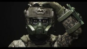 ��l���́u��l�̕ǁv���j��H�v���C���[�L��������肩���Ă���T�o�C�o���z���[�E�A�N�V�����wENTITY: THE BLACK DAY�x�����Ŕ���