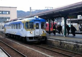 ���s�O��S���A3�A�x�͈ꕔ�^�]����߂̉\���@���⋭���̌��ʂ�