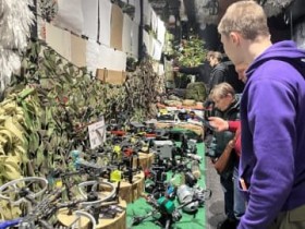 �E�N���C�i�N�U�A�ƃ\����������@4�N��A�����I�L���𗘗p