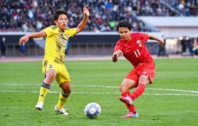 �q�S�����Z�T�b�J�[�I�茠�r�_�����D���@�����w���i���j��3-0�@�Ă̑S�����Z���̂Ɏ���2���B��