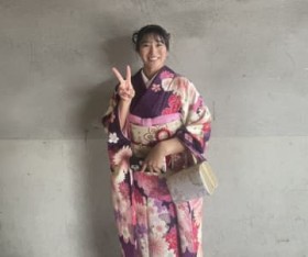 �v��2�N�ڂ̔��ց@�����S������̐U�葳�p��20�΂̂ǂ��ɏo�ȁu�Ί炢���ς��Ŋ撣��܂��I�v