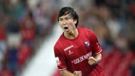 �Ë�����c���̗��Łc������V���{���炪�o�[�~���K���ޒc�ցI�v���~�A�ڐЂ�