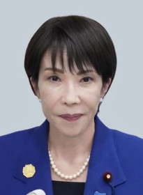 ���s�񑊂̒��j�A�O�@�I�o�n�ց@����2��A���؎�������