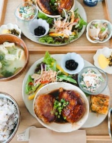 �u�O�H�������A�o������ށv�Ⓚ�����A�~�[���L�b�g�c�Y�߂鋤�����v�w�̍ȂɁg�撣��Ȃ������h�̃A�C�f�A�E�A�h�o�C�X���X