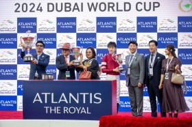 �yUAE�_�[�r�[�z���t�u�A�����J�ɂ͍s���܂��v�t�H�[�G�o�[�����O��������5�A��