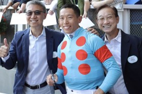 �y�D�y4R�z�z�[�R�� ���[�}�����C�N��3�n�g������