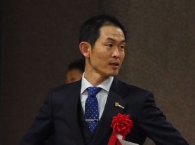 �ؑ��N�璲���t JRA�ʎZ400���B��