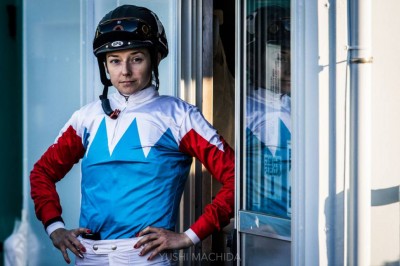 【川崎競馬】ミシェル騎手が落馬…病院へ搬送