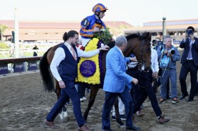 �yBC�W���x�i�C���t�B���[�Y�^�[�t�z���[�A�u�D��Ă��邱�Ƃ��ؖ��v���C�N���B�N�g���A�����s