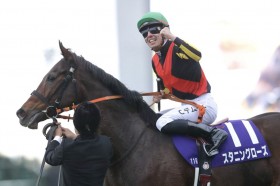 �y�G���U�x�X�����t�zC.�f���[���u�l��҂��Ă����v�X�^�j���O���[�Y����V