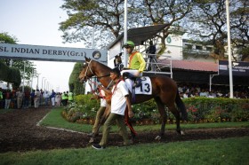 �y�C���h�_�[�r�[�z�����[���u�O�g�͂��������v�c1�R�[�i�[�ŐڐG���