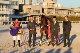 �y�_��܁z����t�u�O���ɍs�������v�W���i�h���A��������3�A��