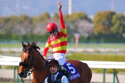 大阪杯】横山和「着差以上の完勝」ベラジオオペラがコース