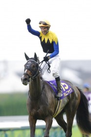 �y�I�[�N�X�z�V���^���P�R�� �J���j���b�N�������؂�V�c�l�n�Ƃ���G1�����e