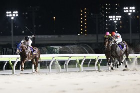 �y�鉤�܁z������42�����őO�N������c�����[���R��~�b�L�[�t�@�C�g��V