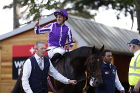 �y���`�����s�I��S�z�X�~�����u�����̔n�̗͂�M���āv�h���N�����������̑���ō����؂�V