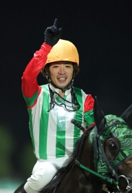 �y����E�I�[�^���e�B�A���z�~�i�g�~�i�C�g���X��4�n�g��V�I�c�����I���R��u���_�I�ɐ����v