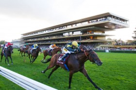 �y���t�H���܁z�}���m�A�`���[���[�����������c�����[�g�����w�b�h�t���t�H���ܘA�e