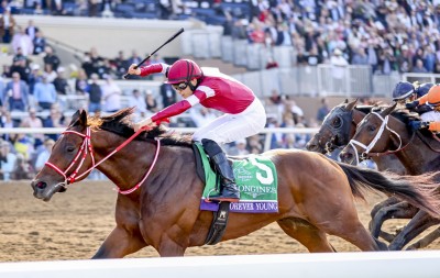 坂井瑠星騎手、史上初の快挙で『anan』バックカバーに…競馬界初の大