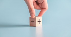 �u�ʔ����v�̑΋`��́A�u�悭������Ȃ��v