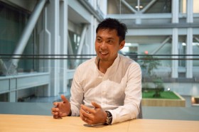 ���N�X�����{�В�������u�e���rCM�A��������Δ�p�Ό��ʂ͈�ڗđR�I�v