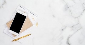 �y���؃v���C�����В��Ō����}�[�P�b�^�[�̖؉��В����x���I�z�X�}�z����A�g�R�s�S�h��ǂ񂾎�肪�x�e��������C�ɒǂ��������P