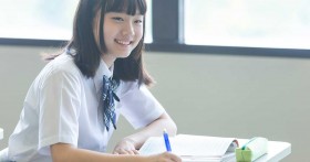 �y��������15�b�z��ʂ̔��a4cm�A����17cm�̉~���̑̐ς��ÎZ�ł���H