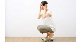 �y�E�G�X�g58cm��30�N�L�[�v�Řb��z�Z�����Ƒ̏d��������l�ɓ`����������