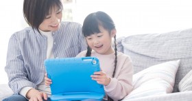 �u���ꂩ��YouTuber���n�߂Đl�C�҂ɂȂ��̂��H�vYouTube�Łg���������H���Ă���h�|�l���l���Ă݂�